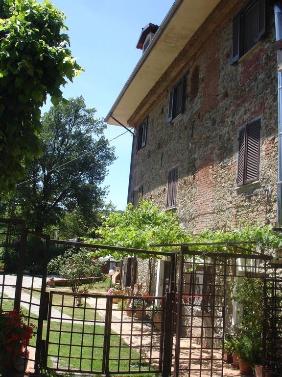 Cascina Ciosse B&B Grognardo Rum bild